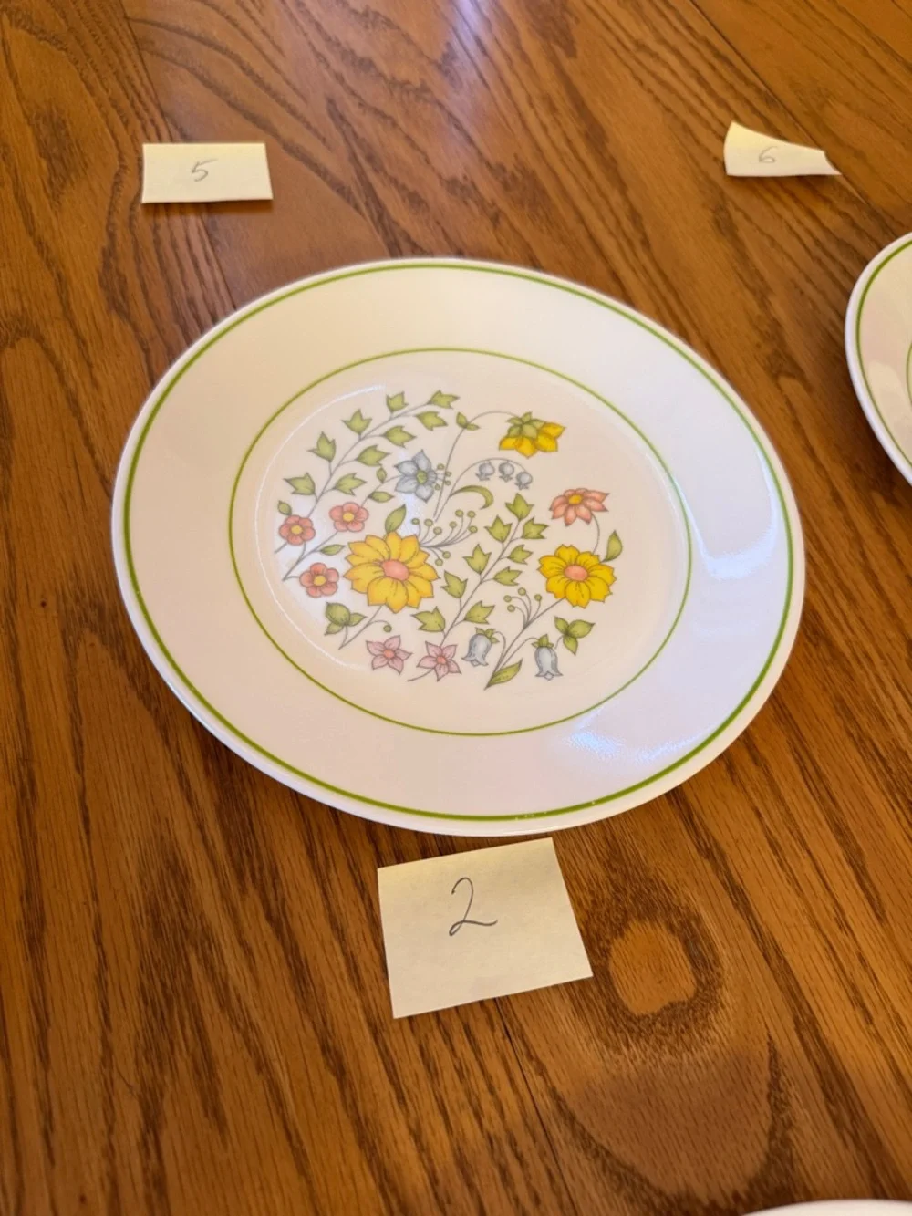 Vintage Corelle 3 Dinner Plates and 3 dessert plates Set - spring meadow - Picture 7 of 17